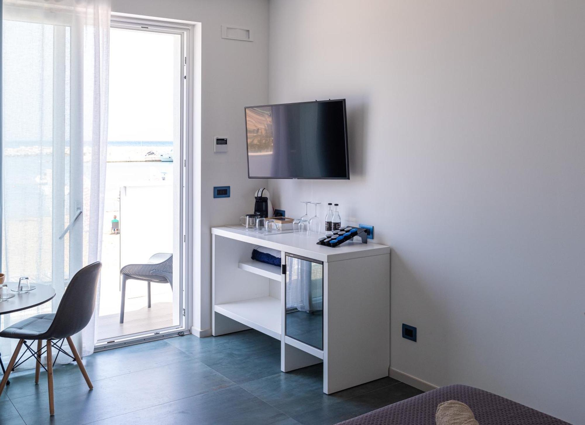 Marina Bay Beach Suites Peschici Dış mekan fotoğraf