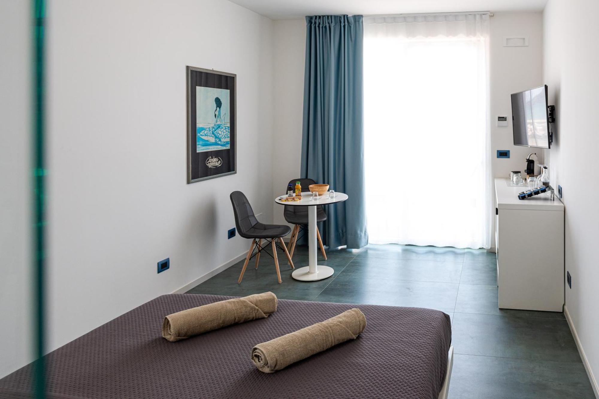 Marina Bay Beach Suites Peschici Dış mekan fotoğraf